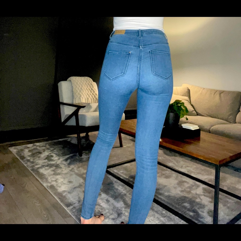 29x34 tall blue skinny jeans